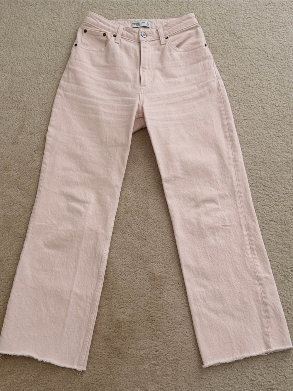 Abercrombie & Fitch Light Pink 90s Relaxed High Rise Jean Size 24 Short